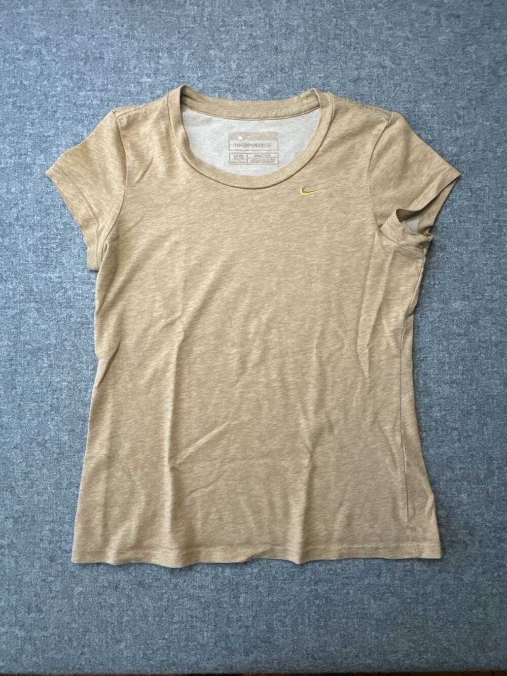 Nike Sportswear Women's XS Tan Heathered Crewneck T-Shirt